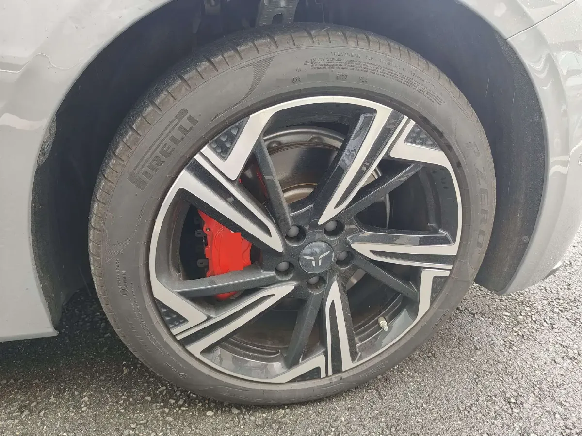 2024 HongQi EH7 BEV 111KWH,autocango,china used car exporter,china ev exporter,chinese used car exporter,chinese used ev exporter