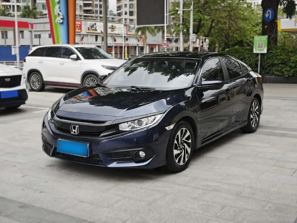 2016 Honda Civic 1.0T 125HP L3 CVT