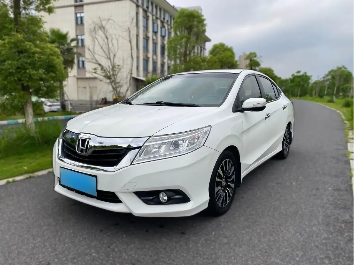 2015 Honda Crider 1.8L 139HP L4 5AT