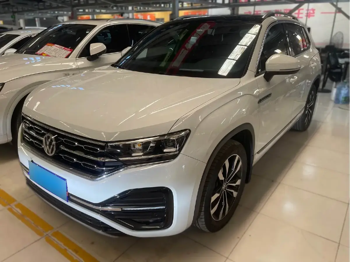 2020 Volkswagen Tayron 2.0T 220HP L4 7DCT