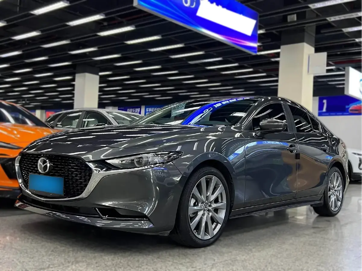 2021 Mazda 3 Axela 2.0L 158HP L4 6AT