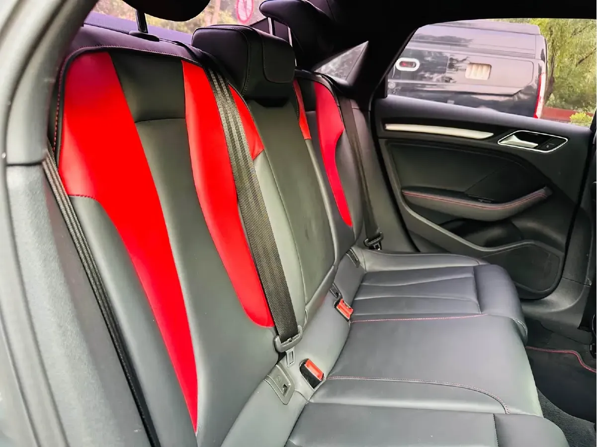 2019 Audi S3 2.0T 290HP L4 7DCT,autocango,china used car exporter,china ev exporter,chinese used car exporter,chinese used ev exporter