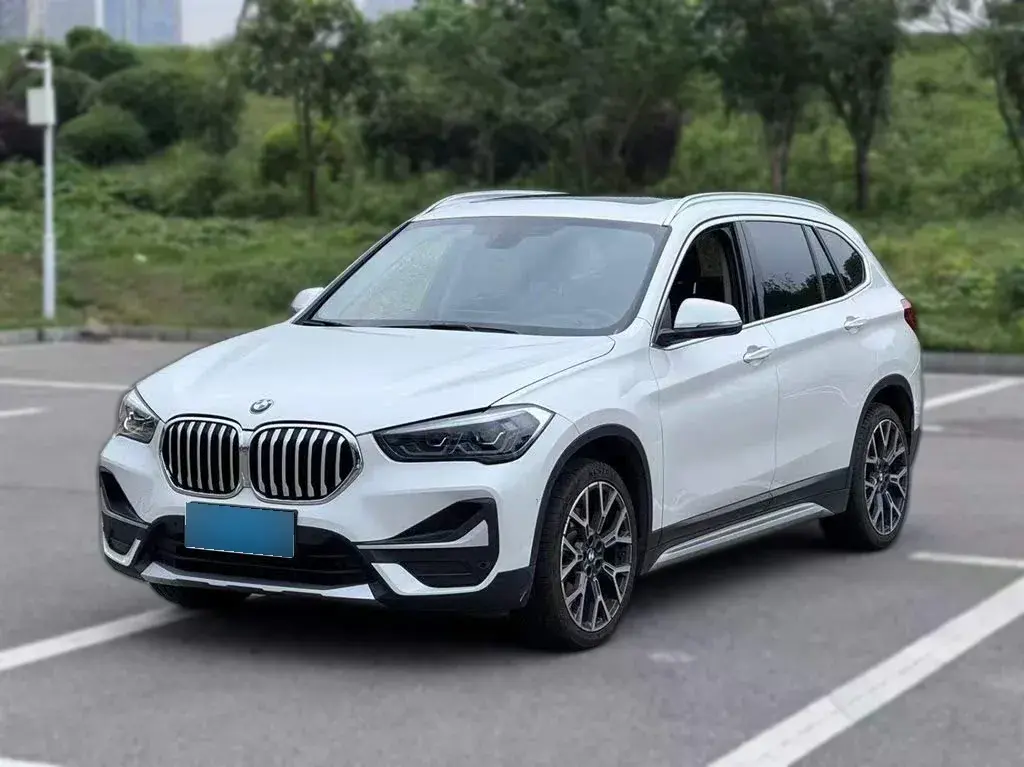 2020 BMW X1 2.0T 192HP L4 8AT