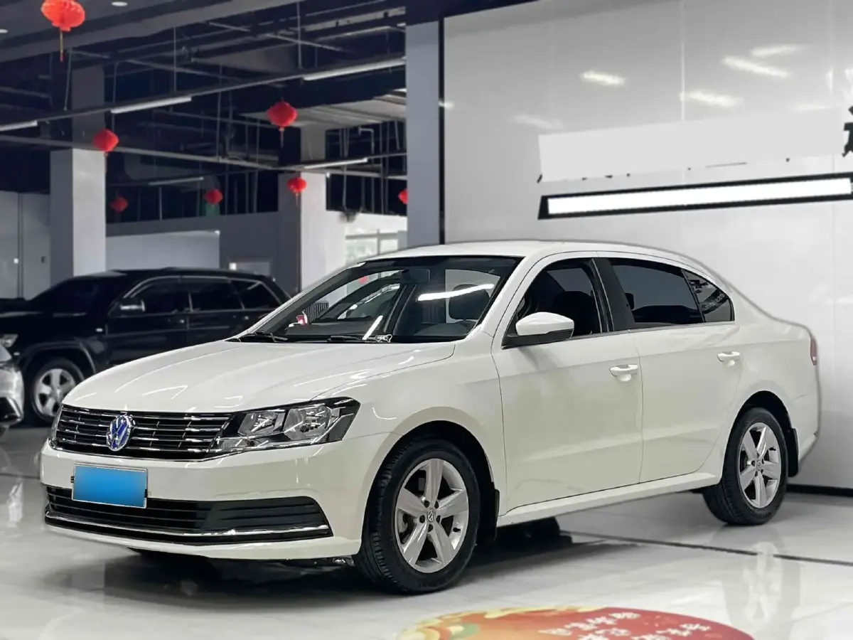 2017 Volkswagen Lavida 1.6L 110HP L4 6AT