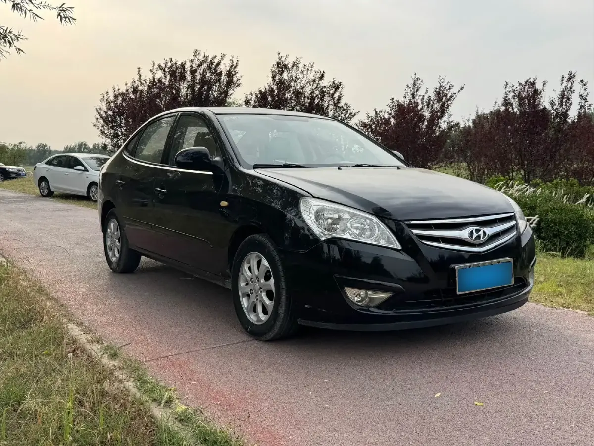 2011 Hyundai Celesta 1.6L 123HP L4 5MT