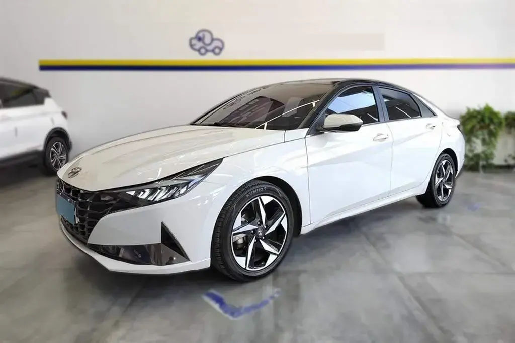 2021 Hyundai Elantra 1.5L 115HP L4 CVT