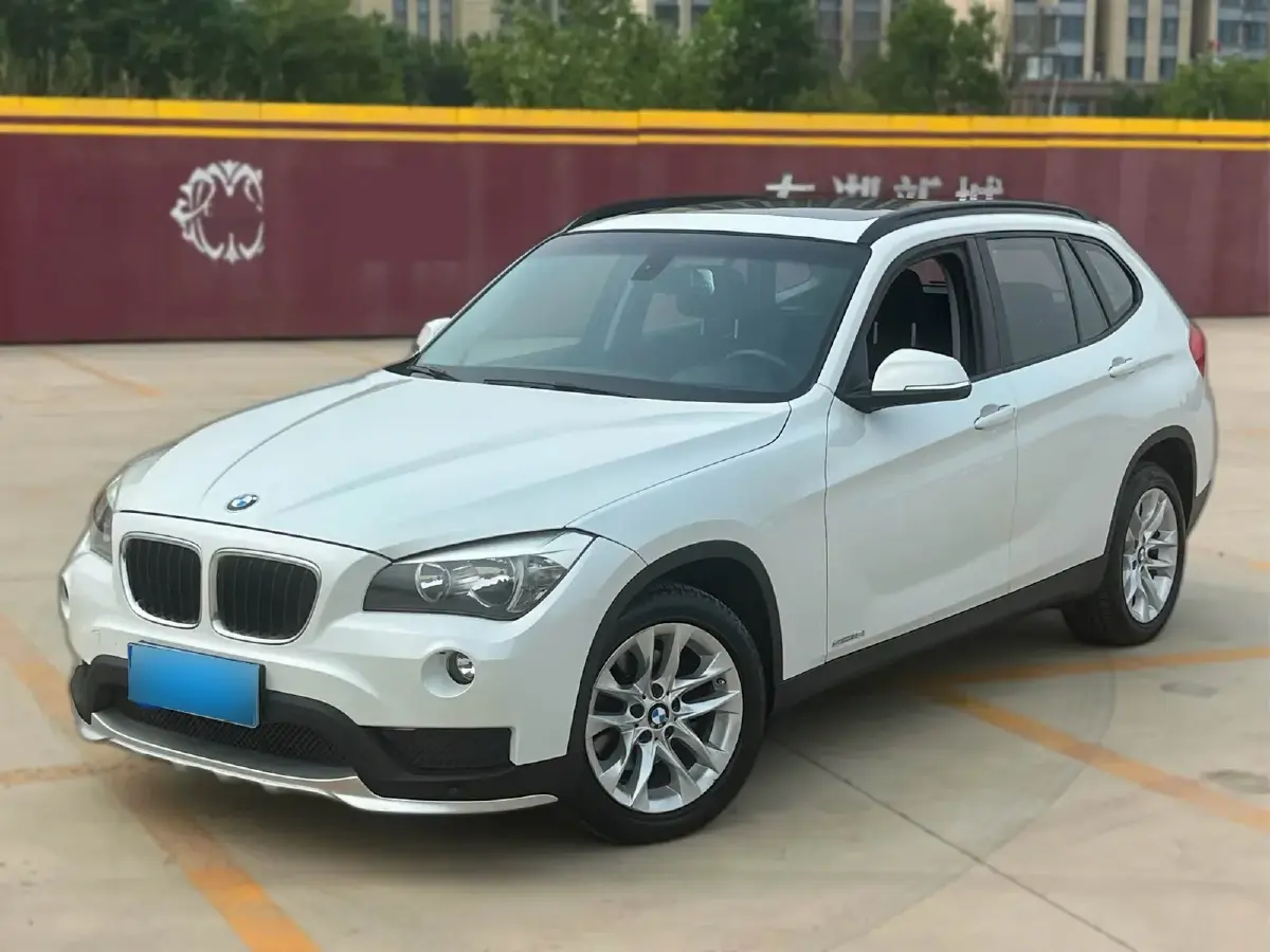 2015 BMW X1 2.0T 156HP L4 8AT