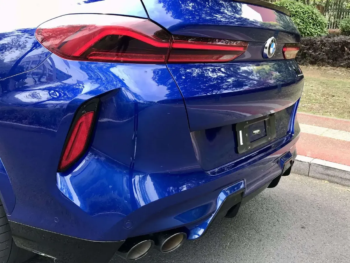 2020 BMW X6 M 4.4T 600HP V8 8AT,autocango,china used car exporter,china ev exporter,chinese used car exporter,chinese used ev exporter