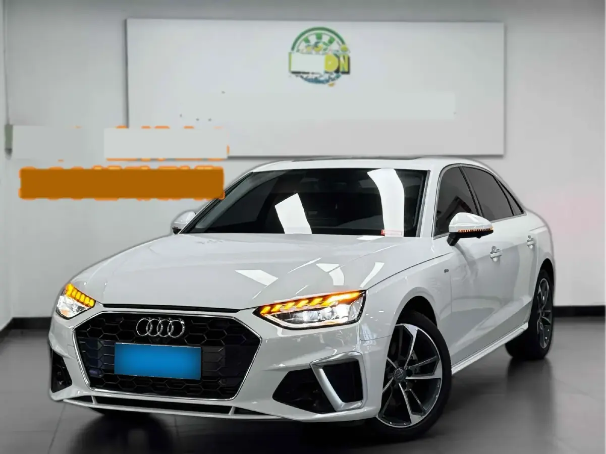 2022 Audi A4L 2.0T 190HP L4 7DCT