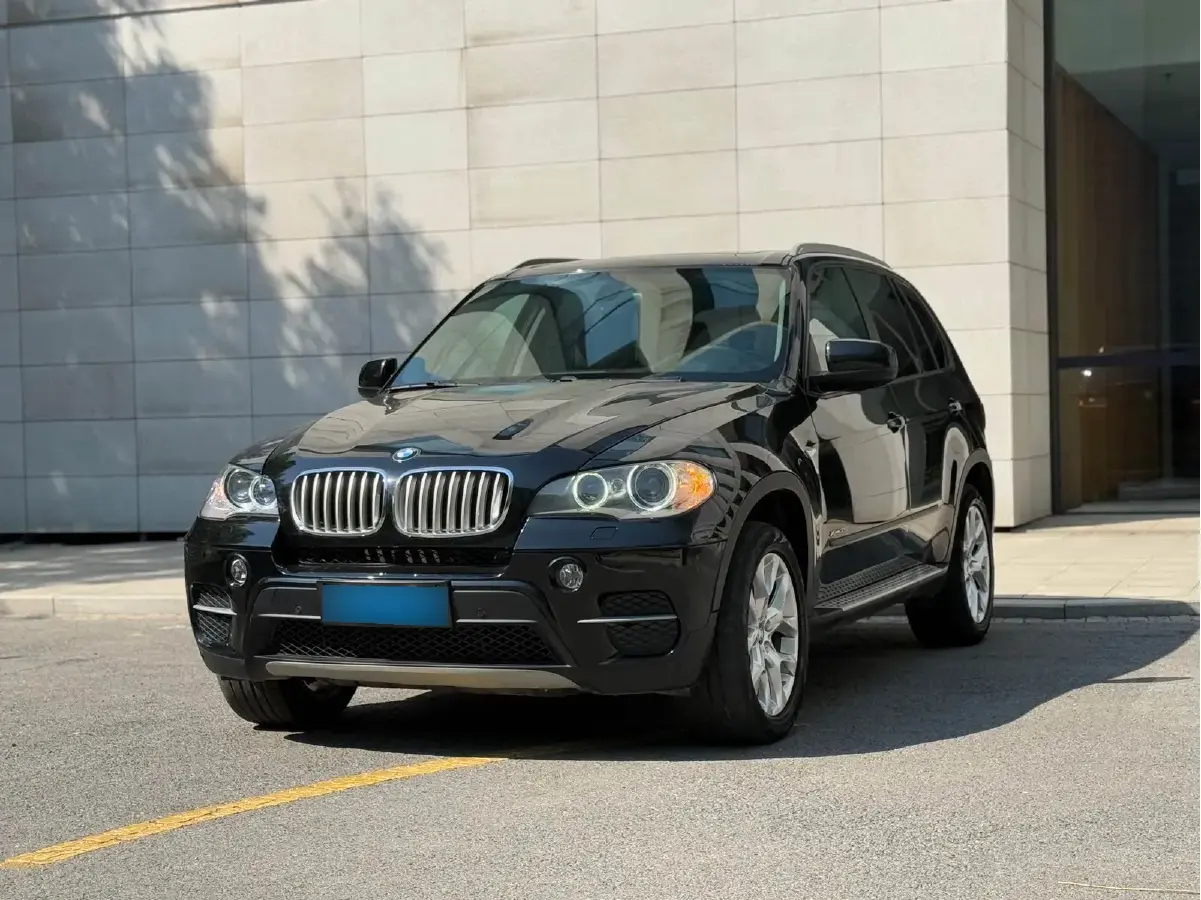 2011 BMW X5 3.0T 306HP L6 8AT