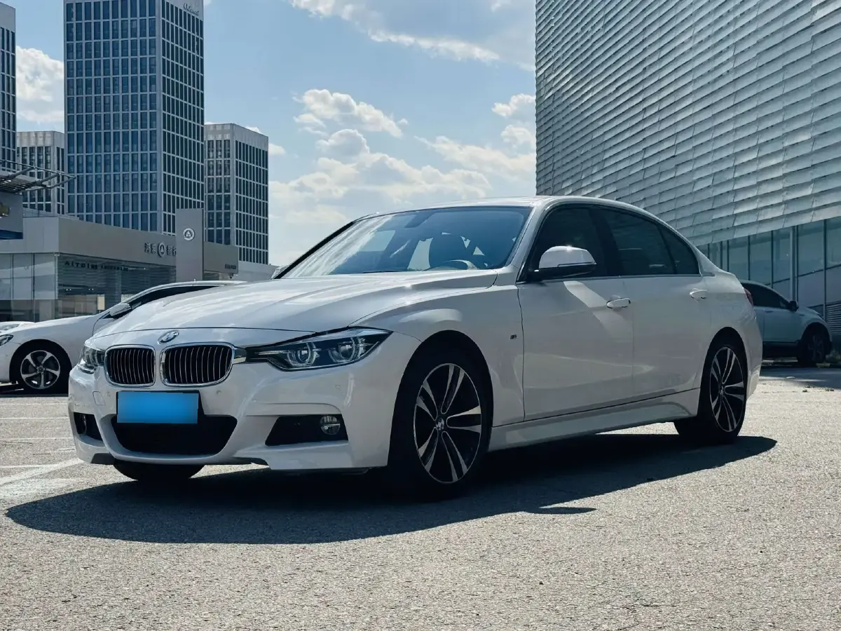 2019 BMW 3 Series 2.0T 184HP L4 8AT