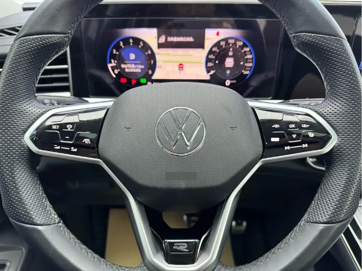 2024 Volkswagen Tavendor 2.0T 220HP L4 7DCT,autocango,china used car exporter,china ev exporter,chinese used car exporter,chinese used ev exporter