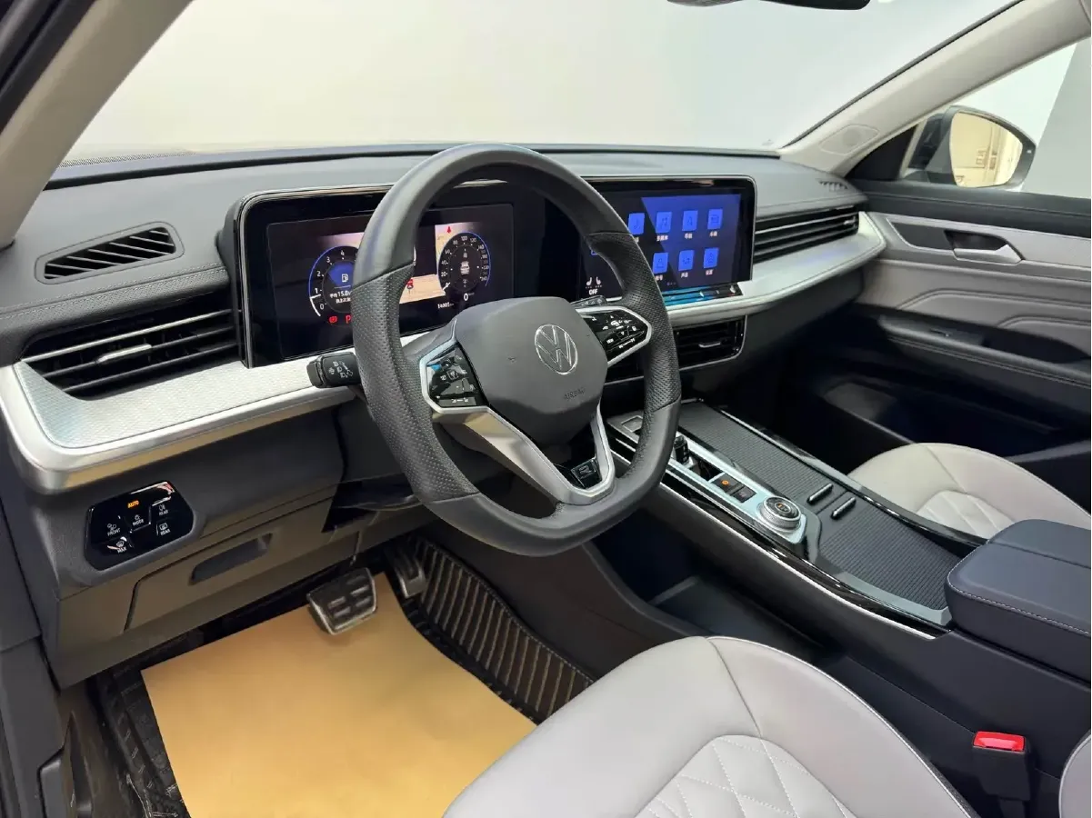 2024 Volkswagen Tavendor 2.0T 220HP L4 7DCT,autocango,china used car exporter,china ev exporter,chinese used car exporter,chinese used ev exporter