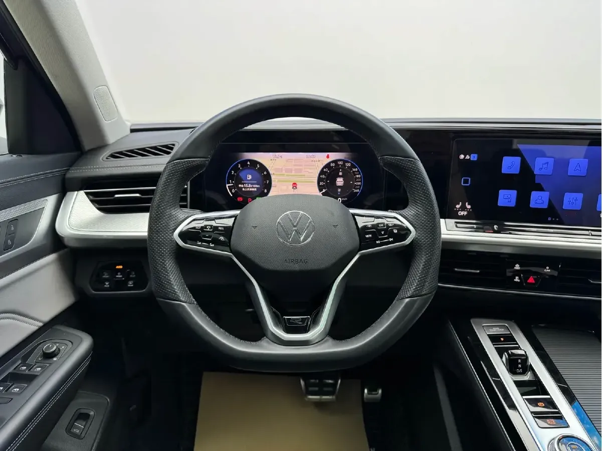 2024 Volkswagen Tavendor 2.0T 220HP L4 7DCT,autocango,china used car exporter,china ev exporter,chinese used car exporter,chinese used ev exporter