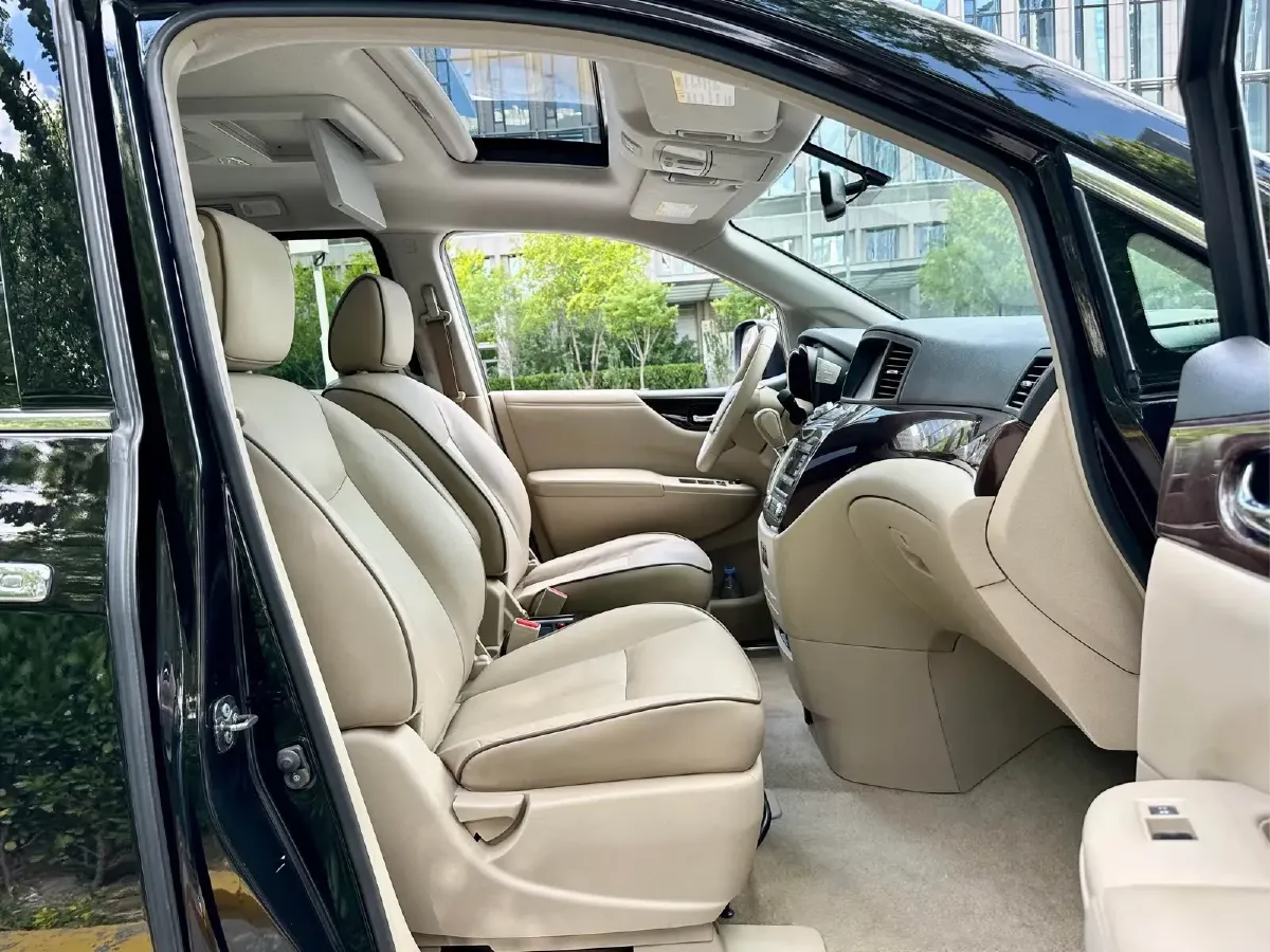 2015 Nissan Quest 3.5L 277HP V6 CVT,autocango,china used car exporter,china ev exporter,chinese used car exporter,chinese used ev exporter