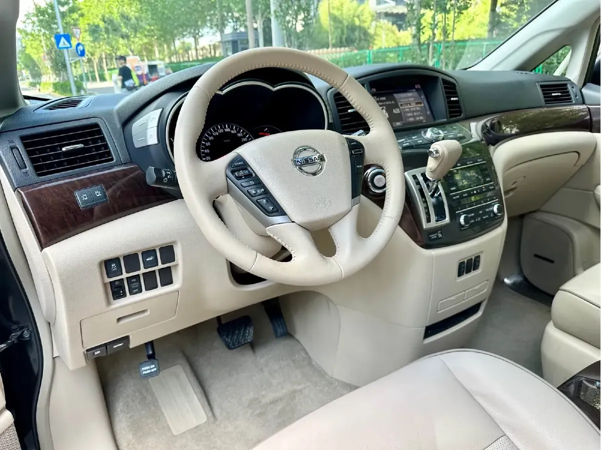 2015 Nissan Quest 3.5L 277HP V6 CVT,autocango,china used car exporter,china ev exporter,chinese used car exporter,chinese used ev exporter