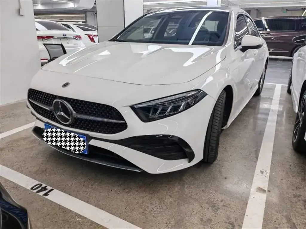 2023 Mercedes-Benz A Class 1.3T 136HP L4 7DCT