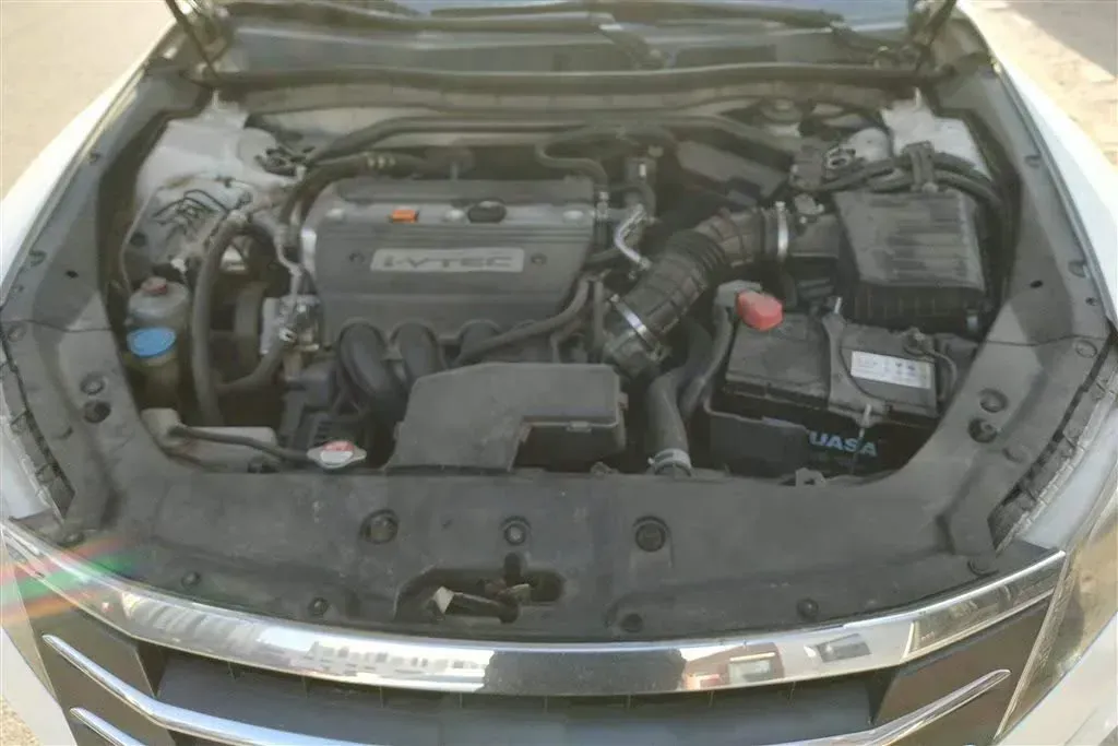 2012 Honda Crosstour 2.4L 197HP L4 5AT,autocango,china used car exporter,china ev exporter,chinese used car exporter,chinese used ev exporter