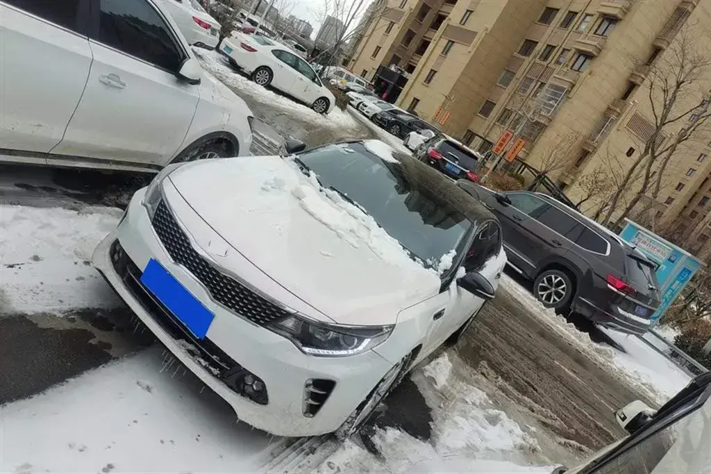 2016 Kia K5 1.6T 180HP L4 7DCT