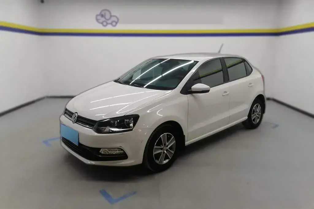 2016 Volkswagen Polo 1.4L 90HP L4 6AT