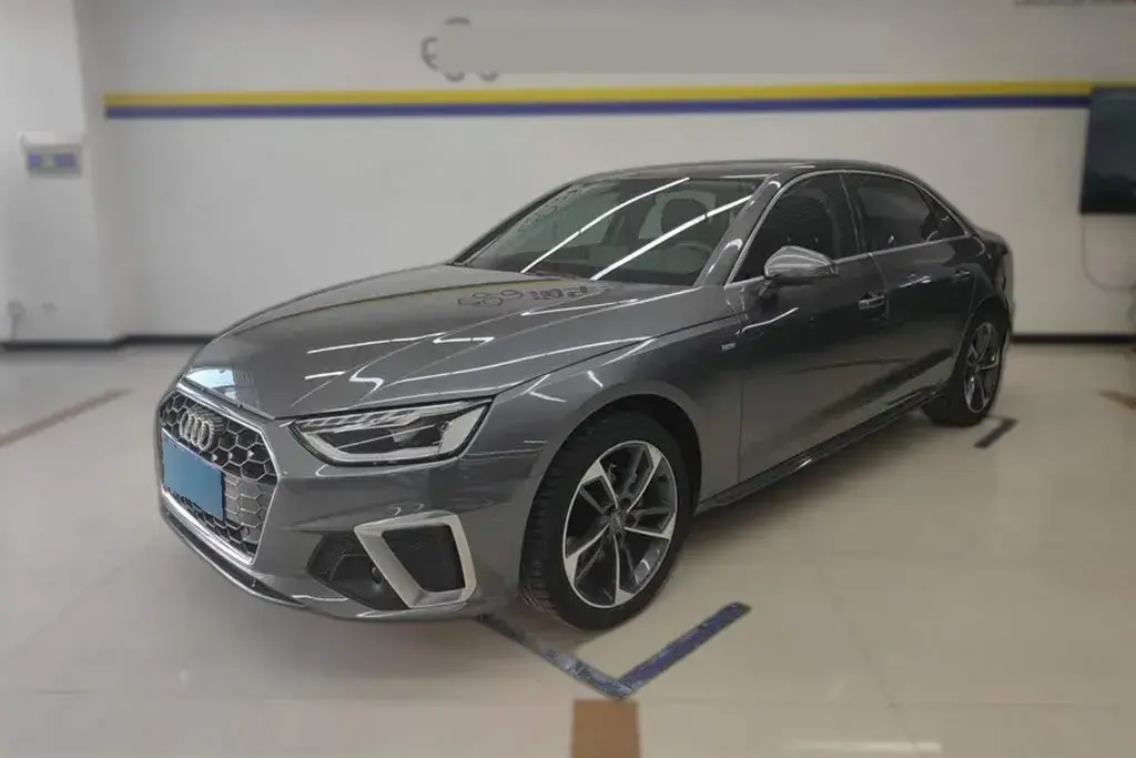 2020 Audi A4L 2.0T 190HP L4 7DCT
