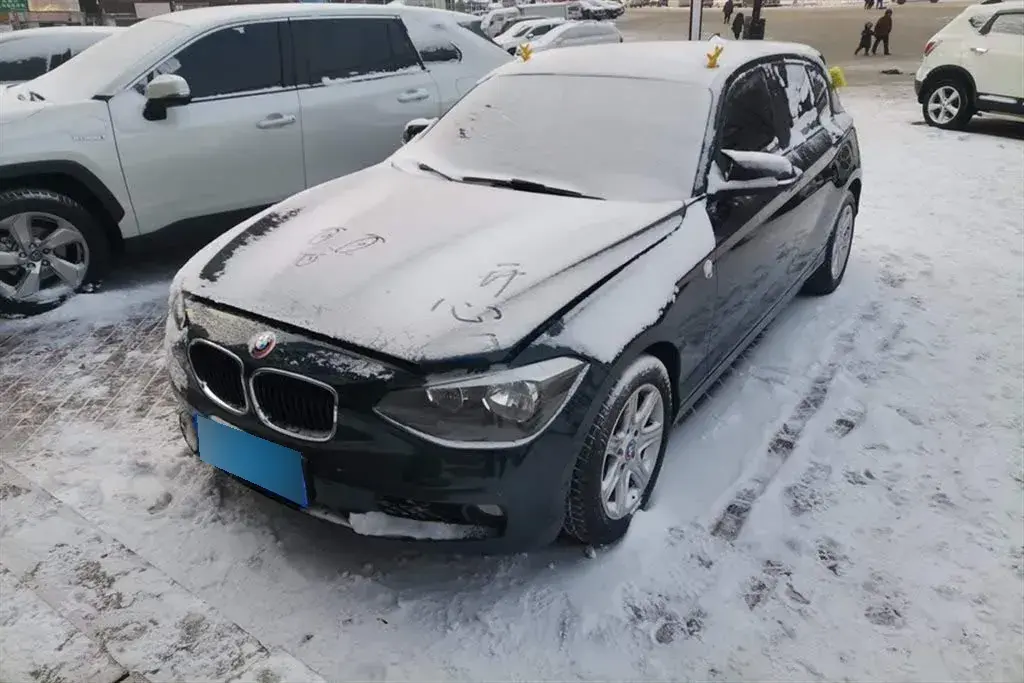 2013 BMW 1 Series 1.6T 136HP L4 8AT