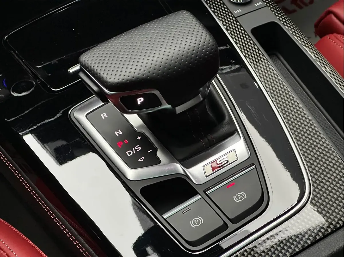 2023 Audi SQ5 3.0T 354HP V6 8AT,autocango,china used car exporter,china ev exporter,chinese used car exporter,chinese used ev exporter