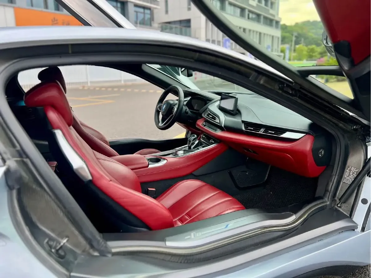 2014 BMW i8 1.5T 231HP L3 6AT PHEV 7.1KWH,autocango,china used car exporter,china ev exporter,chinese used car exporter,chinese used ev exporter