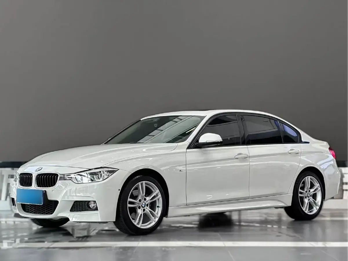 2019 BMW 3 Series 2.0T 184HP L4 8AT