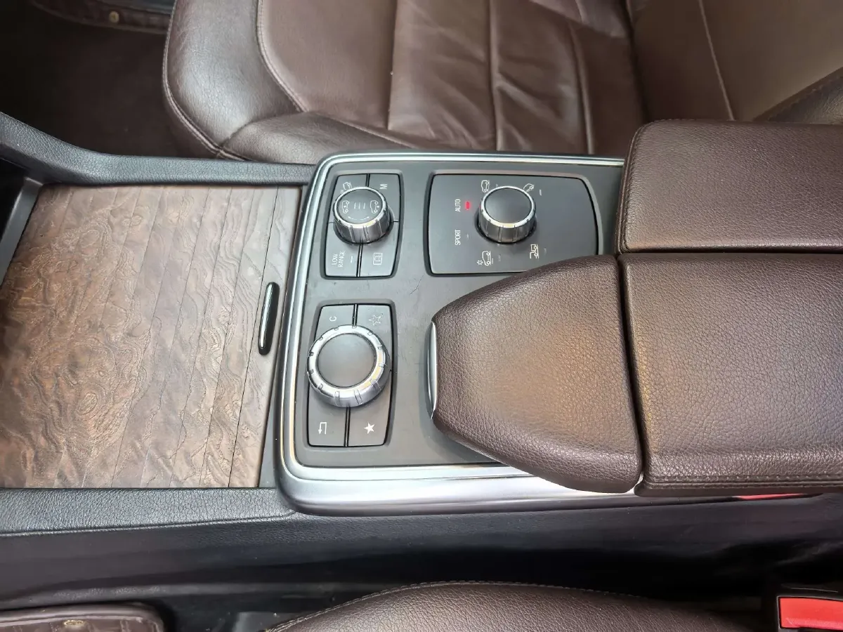 2015 Mercedes-Benz GL Class 3.0T 333HP V6 7AT,autocango,china used car exporter,china ev exporter,chinese used car exporter,chinese used ev exporter