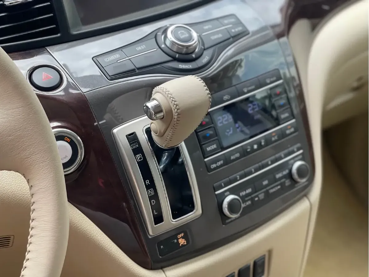 2015 Nissan Quest 3.5L 277HP V6 CVT,autocango,china used car exporter,china ev exporter,chinese used car exporter,chinese used ev exporter