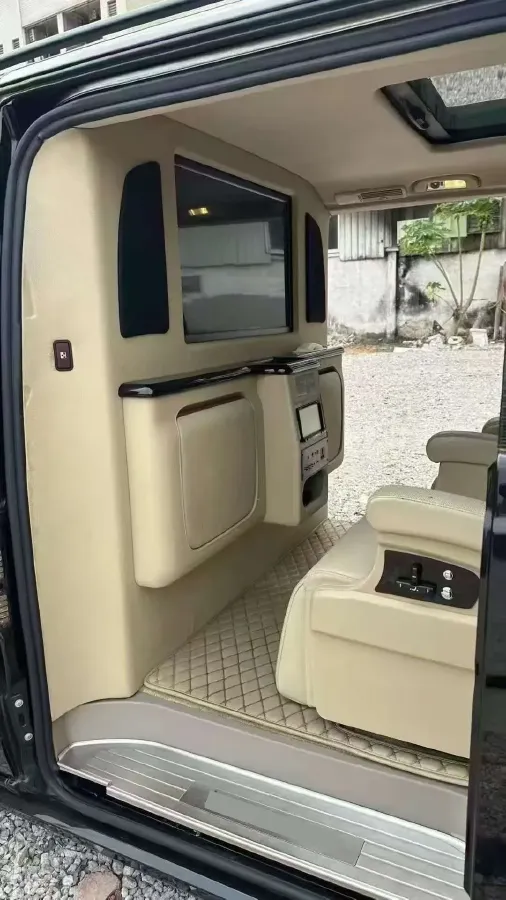 2015 Mercedes-Benz Viano 3.0L 224HP V6 5AT,autocango,china used car exporter,china ev exporter,chinese used car exporter,chinese used ev exporter