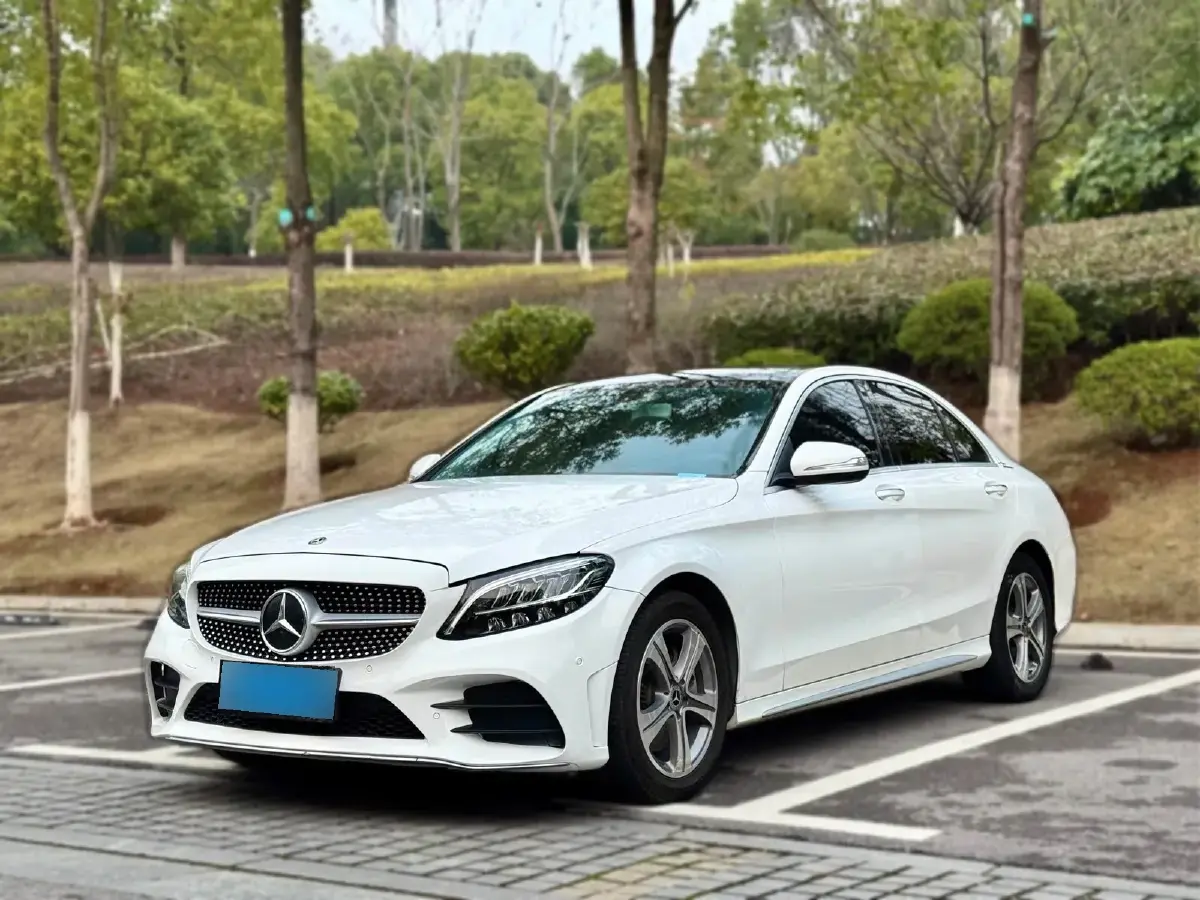 2020 Mercedes-Benz C Class 1.5T 184HP L4 9AT
