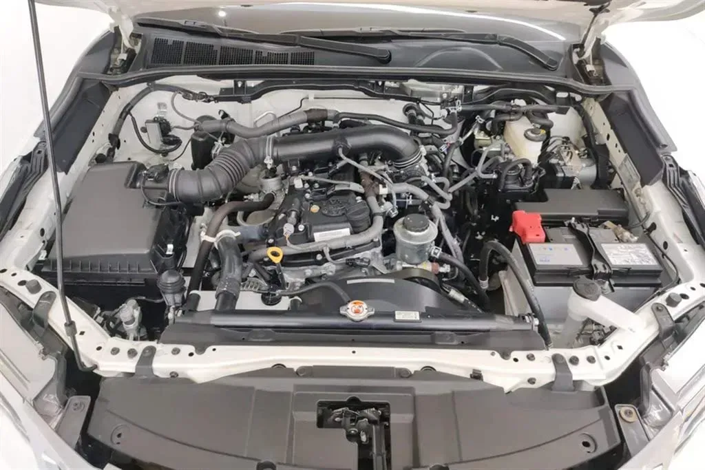 2016 Toyota Fortuner 2.7L 163HP L4 6AT,autocango,china used car exporter,china ev exporter,chinese used car exporter,chinese used ev exporter