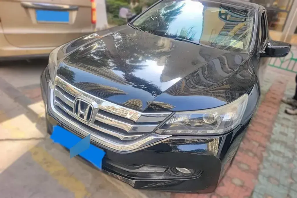 2015 Honda Accord 2.0L 155HP L4 CVT