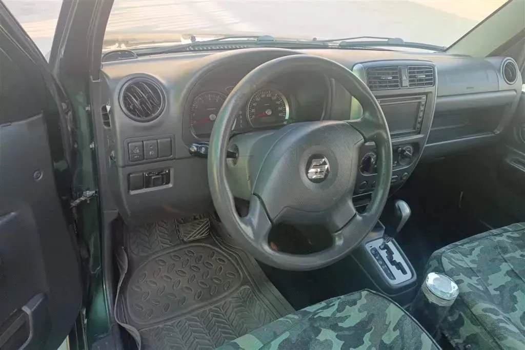 2011 Suzuki Jimny 1.3L 85HP L4 4AT,autocango,china used car exporter,china ev exporter,chinese used car exporter,chinese used ev exporter