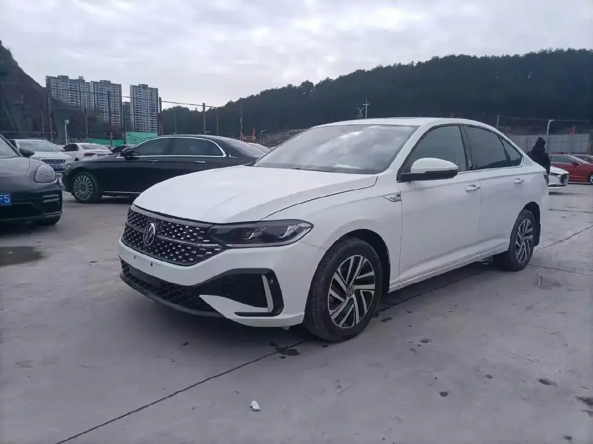 2023 Volkswagen Lavida 1.5L 113HP L4 6AT