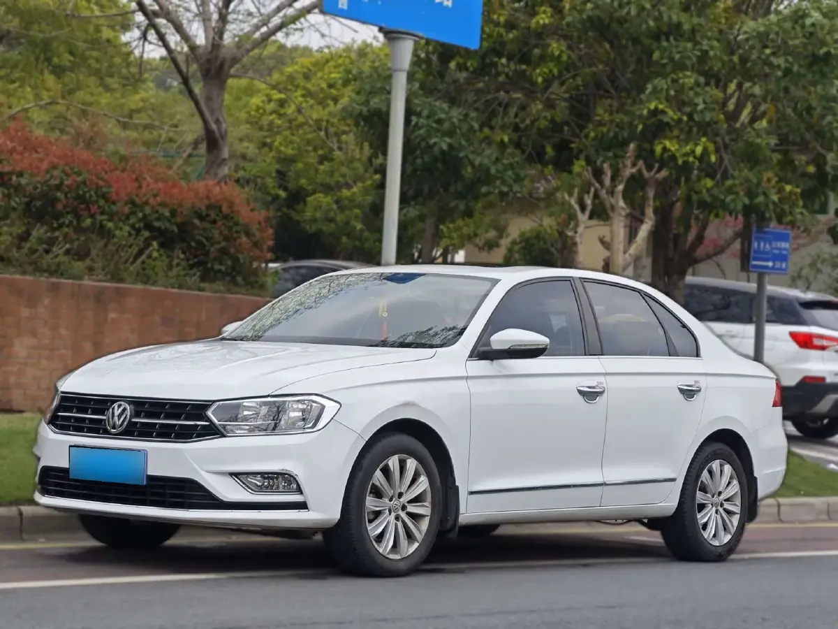 2018 Volkswagen Bora 1.5L 110HP L4 6AT