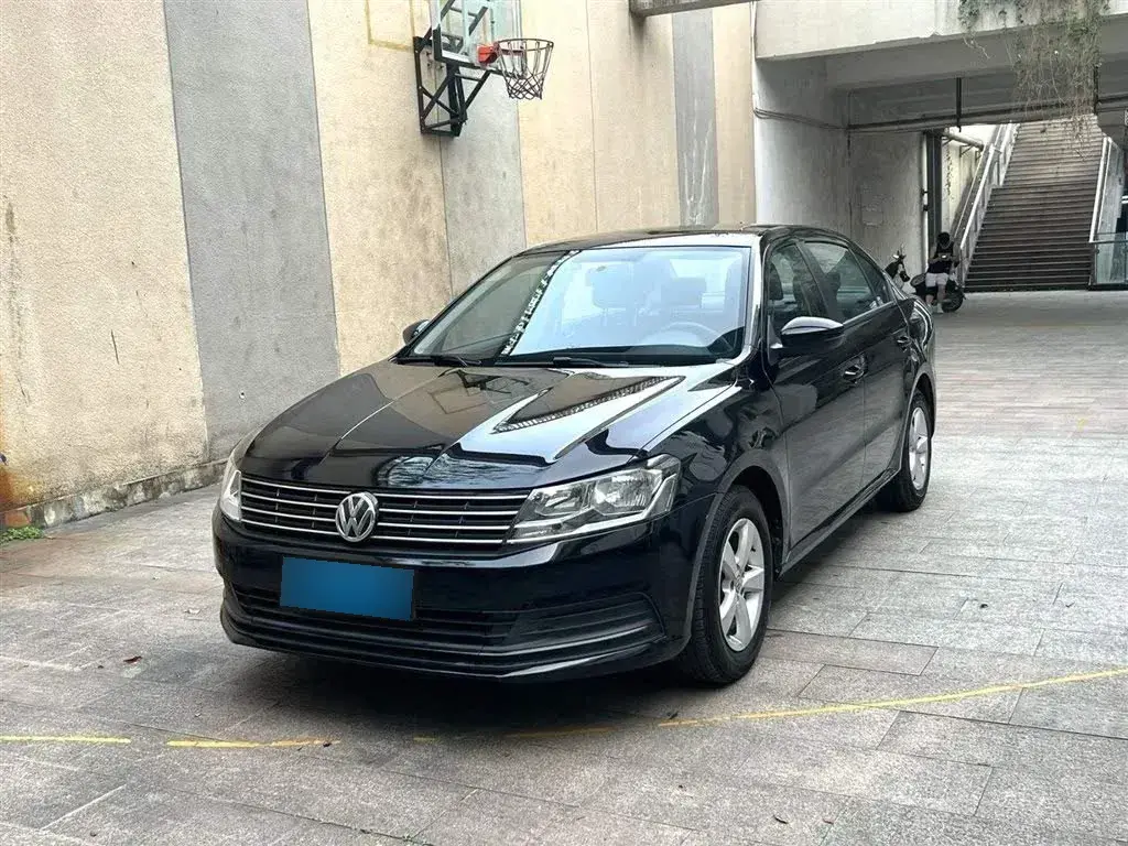 2015 Volkswagen Lavida 1.6L 110HP L4 6AT
