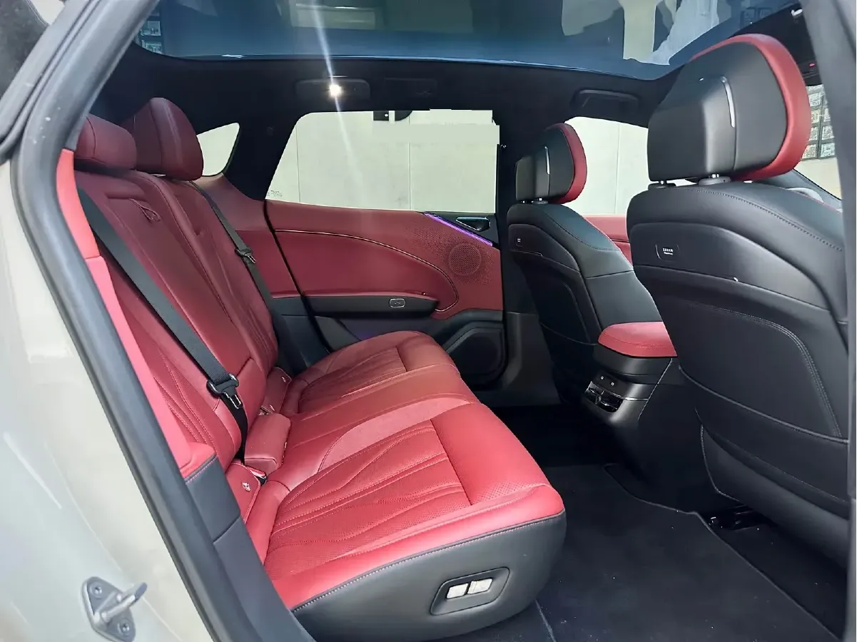 2025 Zeekr 007GT BEV 100.01KWH,autocango,china used car exporter,china ev exporter,chinese used car exporter,chinese used ev exporter