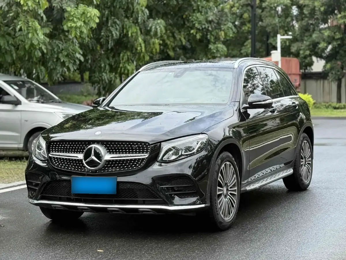 2017 Mercedes-Benz GLC Class 2.0T 211HP L4 9AT