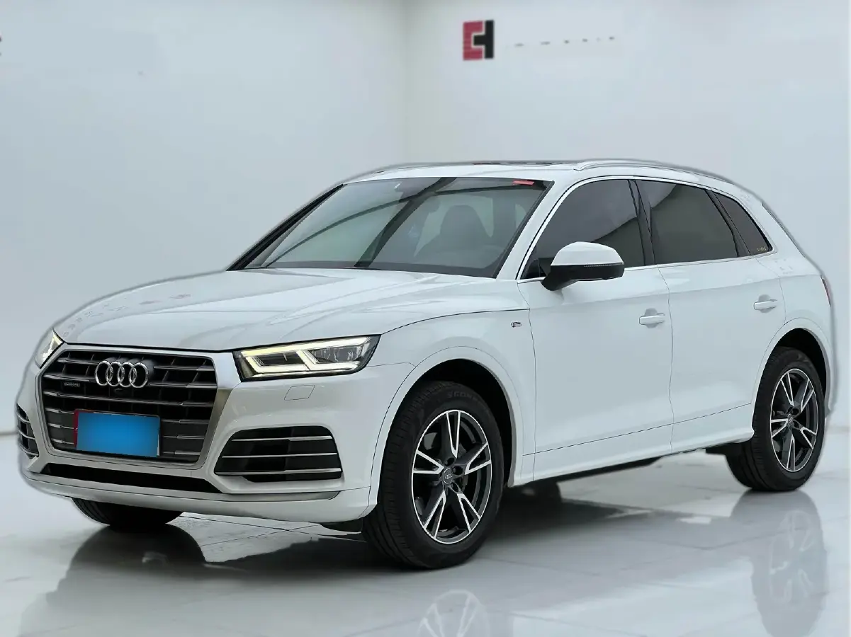 2020 Audi Q5L 2.0T 190HP L4 7DCT