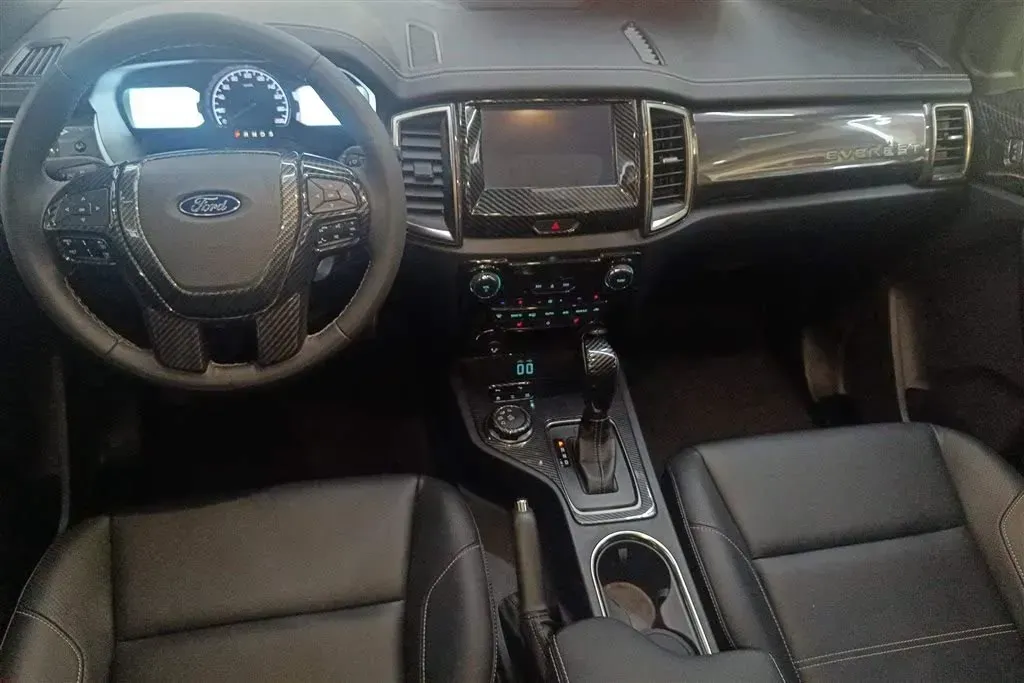 2017 Ford Everest 2.0T 245HP L4 6AT,autocango,china used car exporter,china ev exporter,chinese used car exporter,chinese used ev exporter
