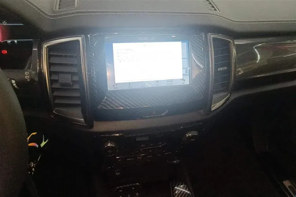 2017 Ford Everest 2.0T 245HP L4 6AT,autocango,china used car exporter,china ev exporter,chinese used car exporter,chinese used ev exporter