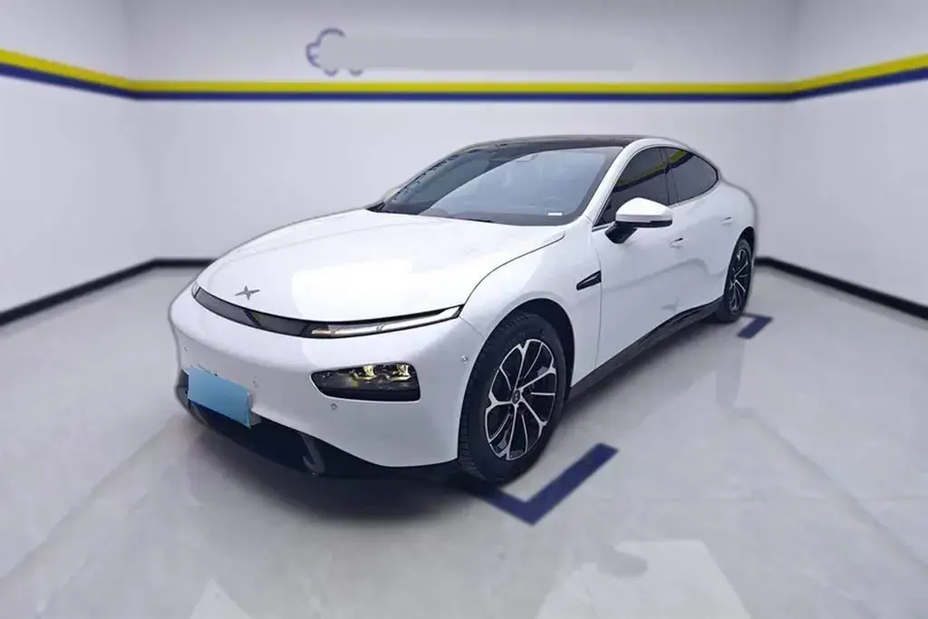 2022 Xpeng P7 BEV 77.9KWH