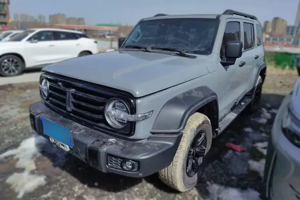 2021 Tank 300 2.0T 227HP L4 8AT