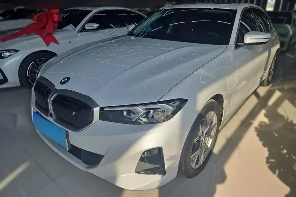 2024 BMW i3 BEV 70KWH