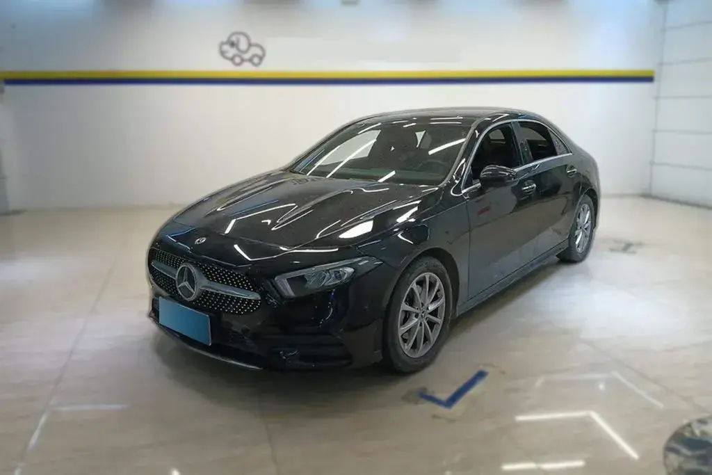 2021 Mercedes-Benz A Class 1.3T 163HP L4 7DCT