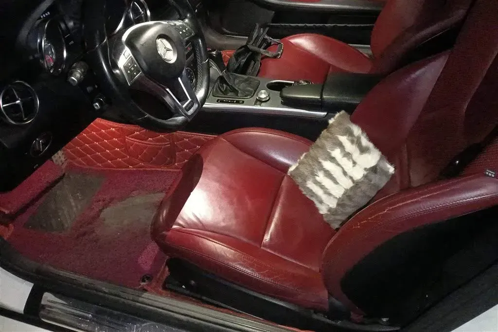 2015 Mercedes-Benz SLK Class 1.8T 184HP L4 7AT,autocango,china used car exporter,china ev exporter,chinese used car exporter,chinese used ev exporter