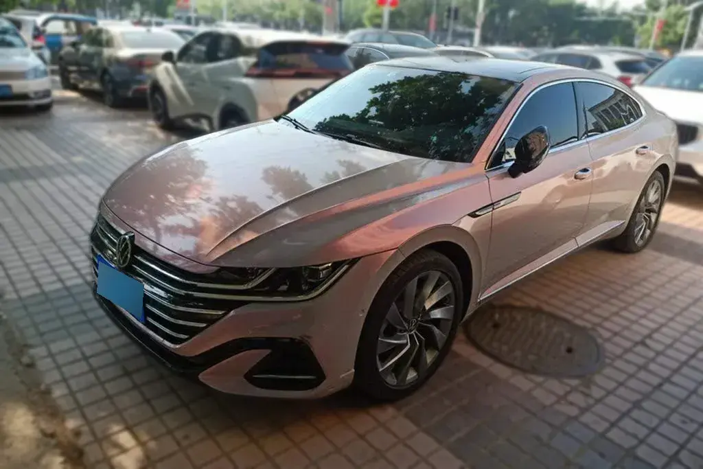 2021 Volkswagen CC 2.0T 220HP L4 7DCT